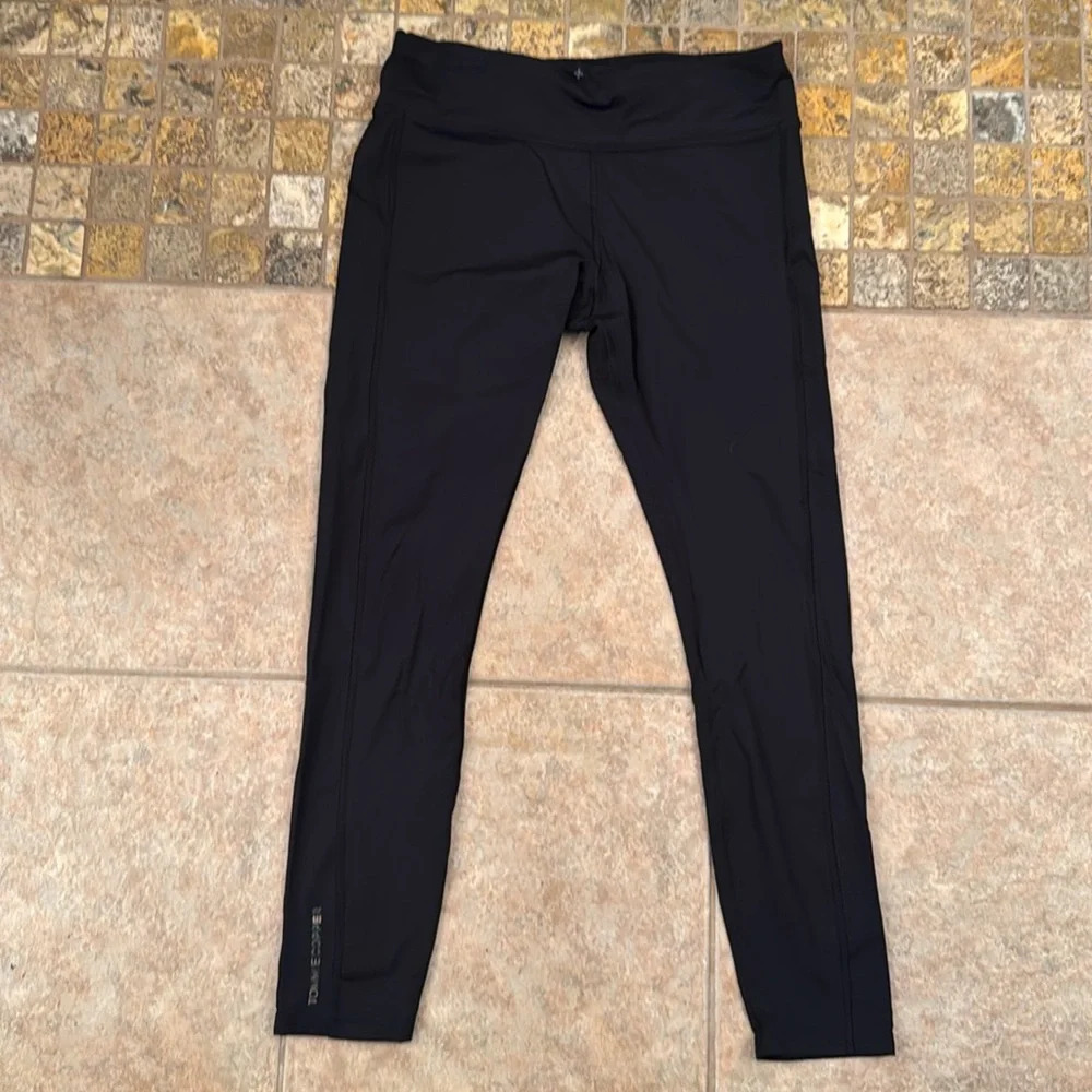 Tommie Copper black copper infused 7/8 length women’s leggings size medium